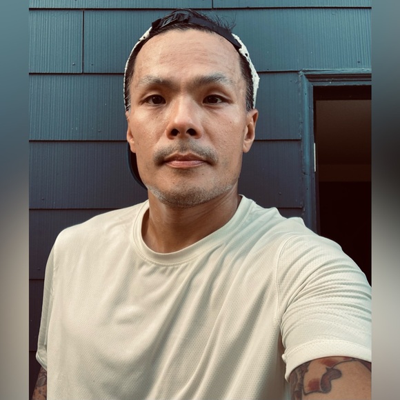 Meet your Posher, Chris - Picture 2 of 8